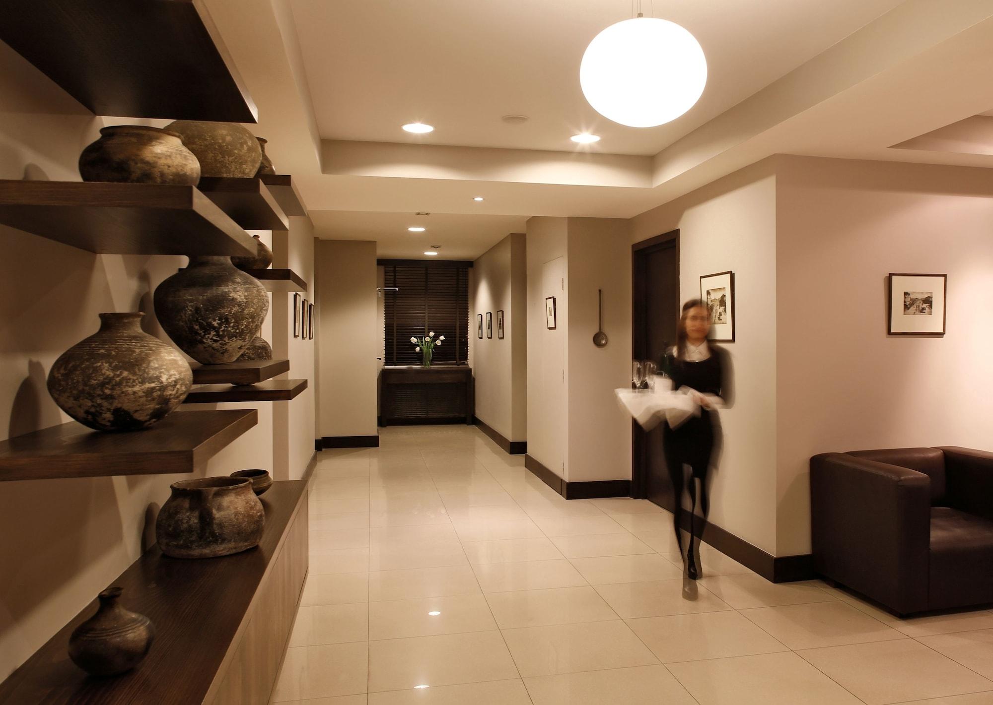 Hotel Meg Erévan Extérieur photo