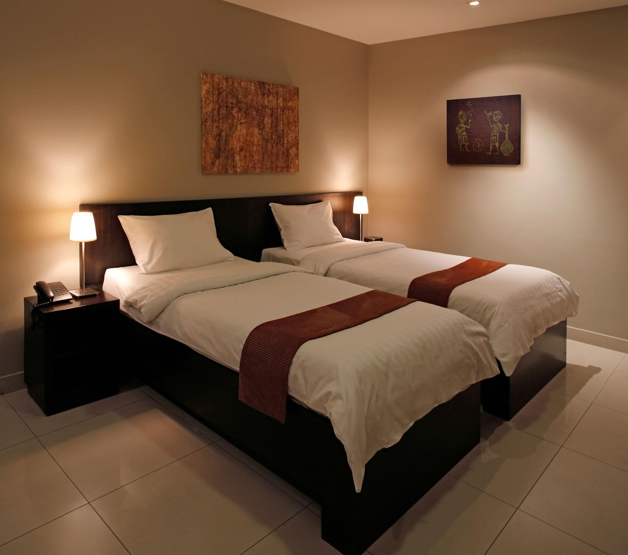 Hotel Meg Erévan Extérieur photo