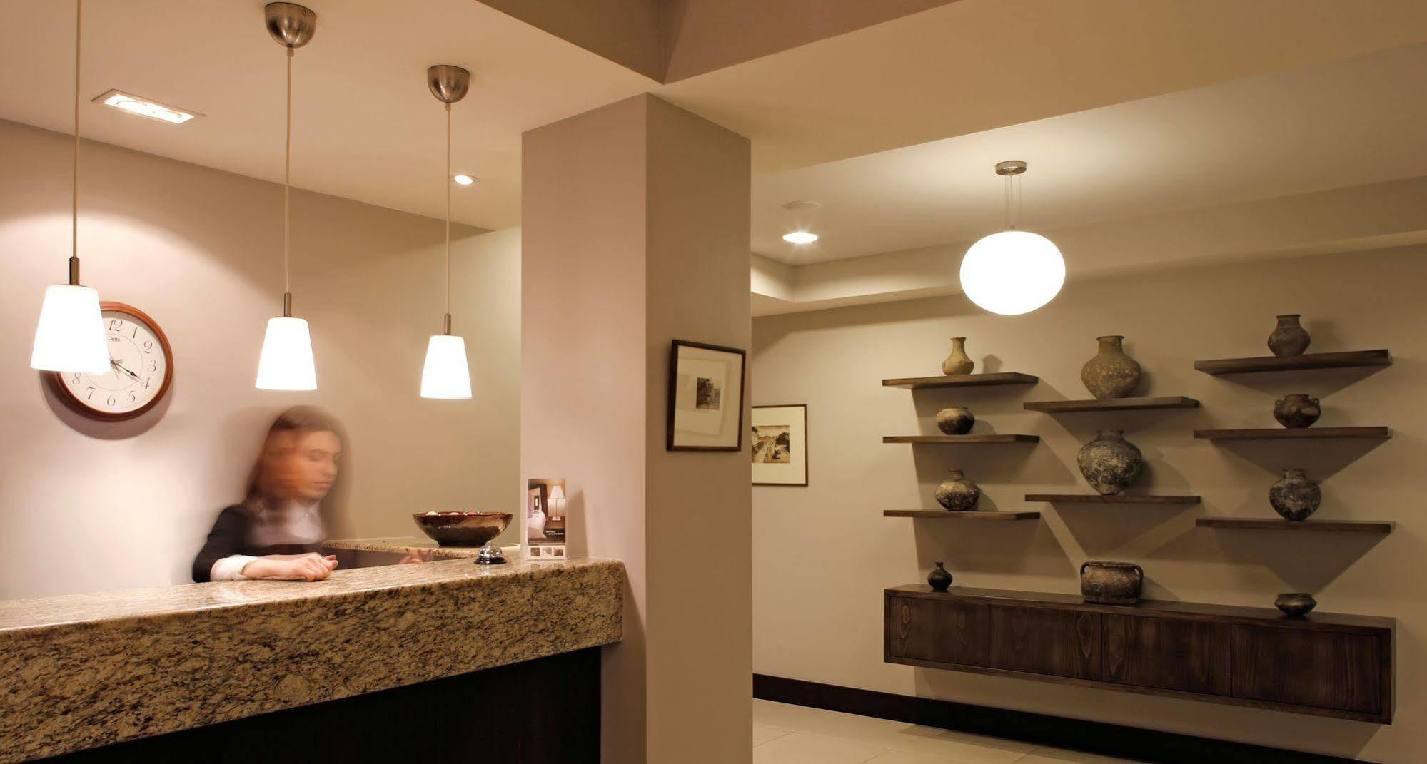 Hotel Meg Erévan Extérieur photo
